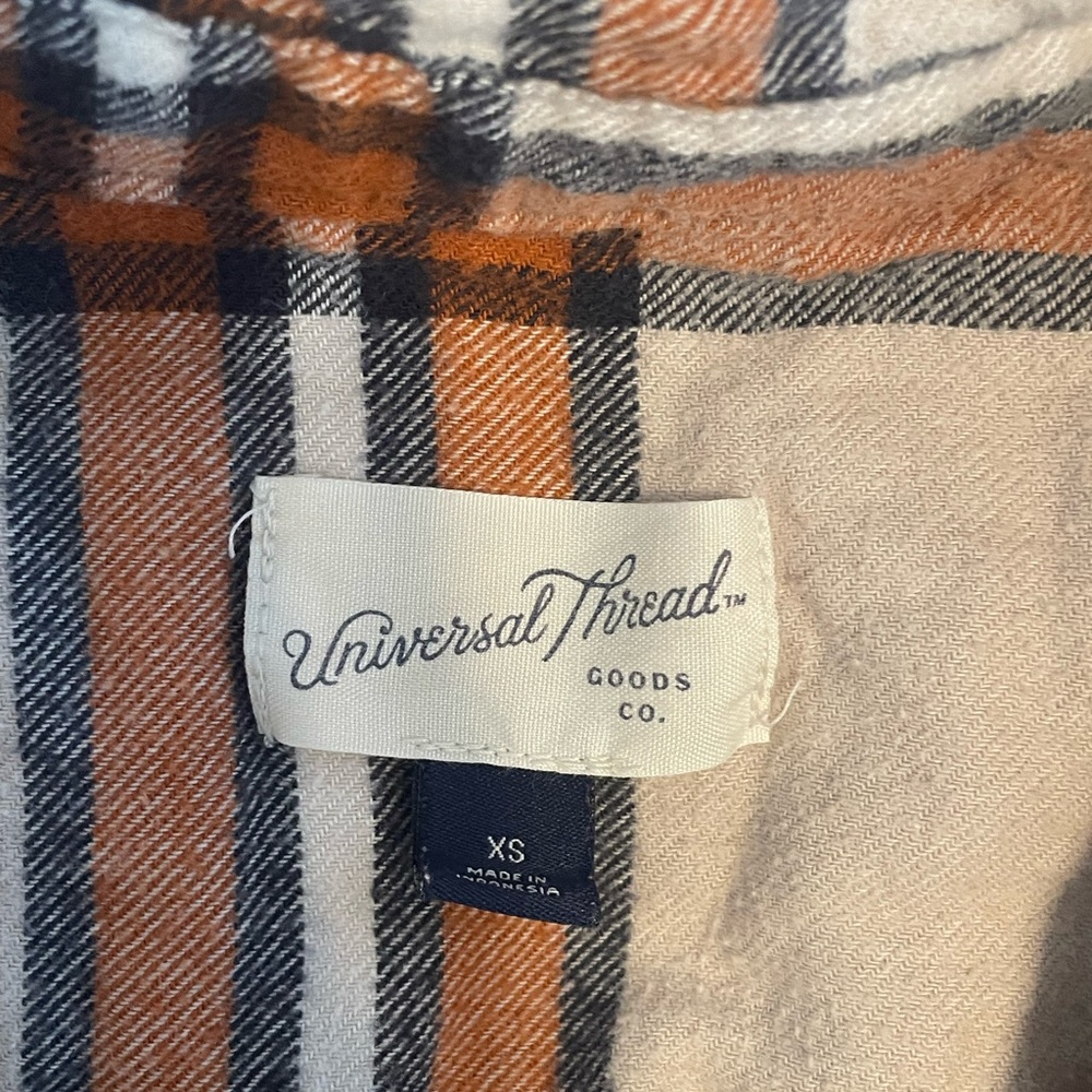 Universal Thread Flannel XS - Picture 2 of 3